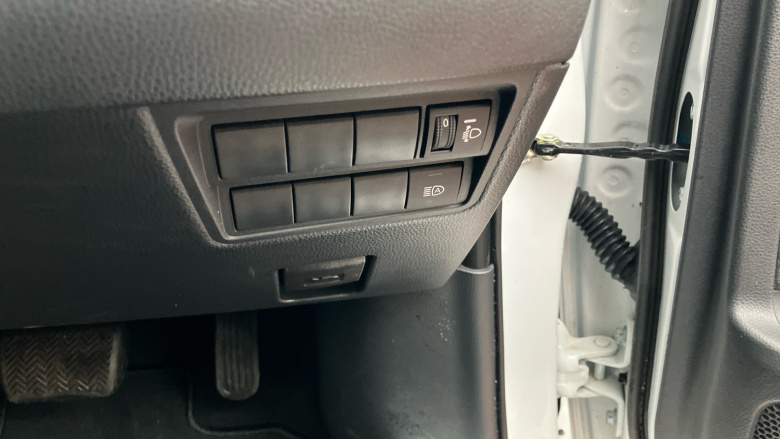 Toyota Yaris 1.5 Hybrid Dynamic 5dr CVT Hybrid Hatchback